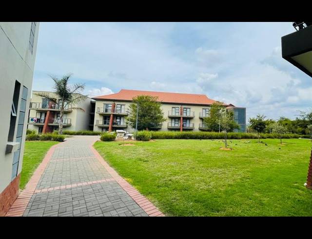 1 BEDROOM APARTMENT FOR SALE IN WILLOWBROOK